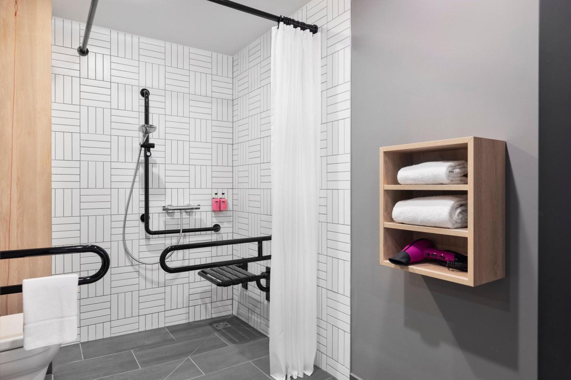 Moxy Vienna City East Viena Exterior foto