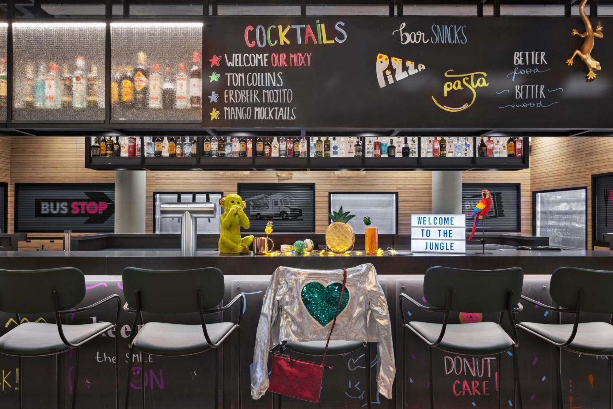 Moxy Vienna City East Viena Exterior foto