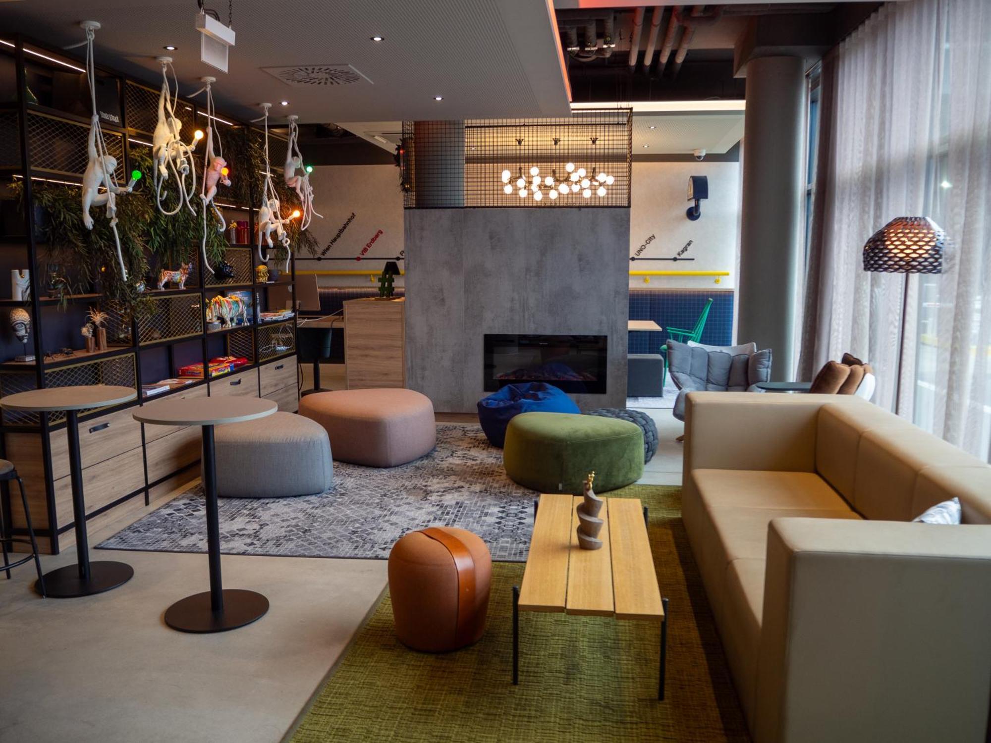 Moxy Vienna City East Viena Exterior foto