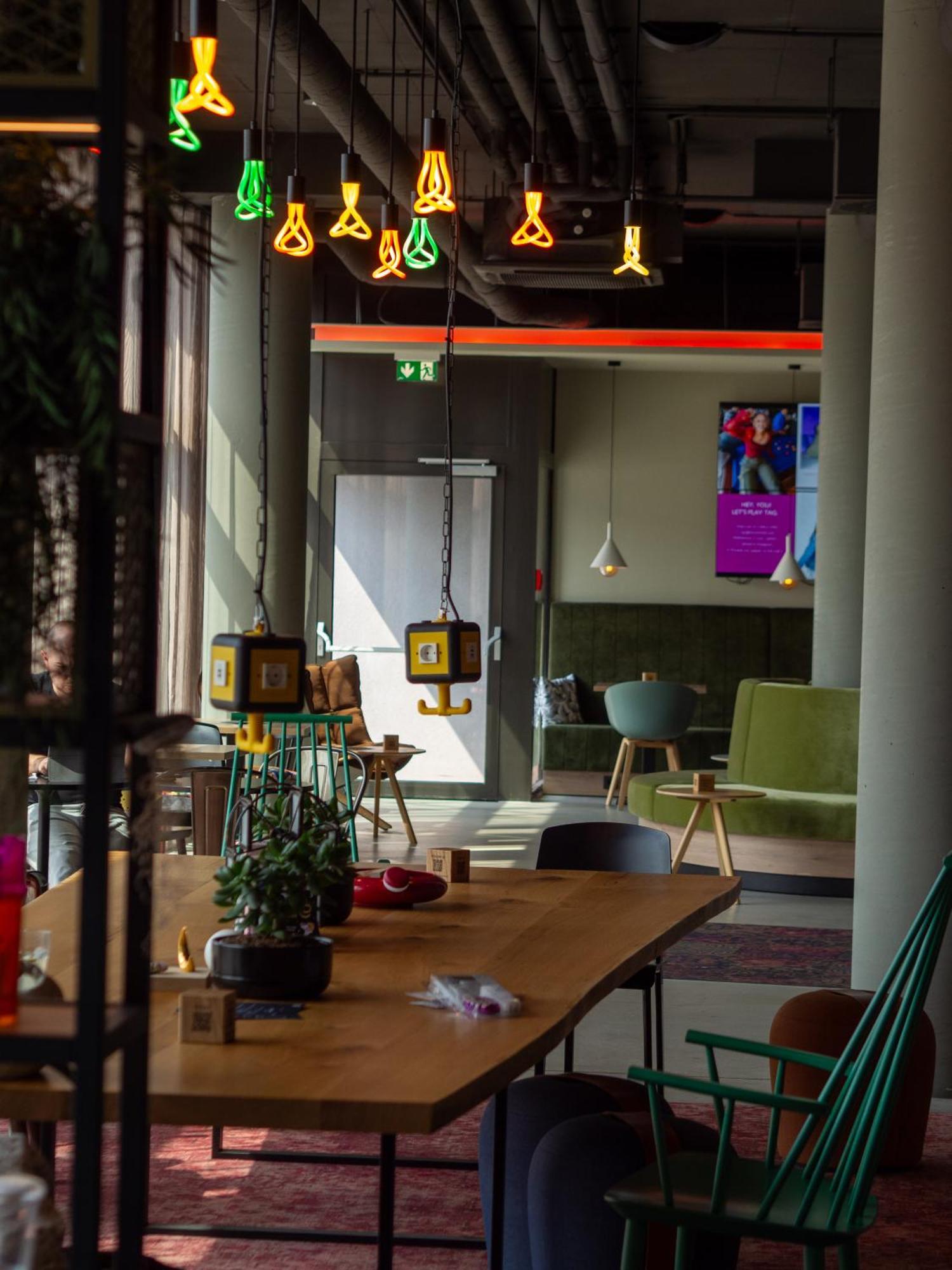 Moxy Vienna City East Viena Exterior foto